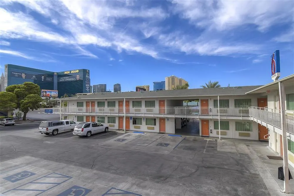 Motel 6 Las Vegas, Nv - I-15 Stadium Hotel